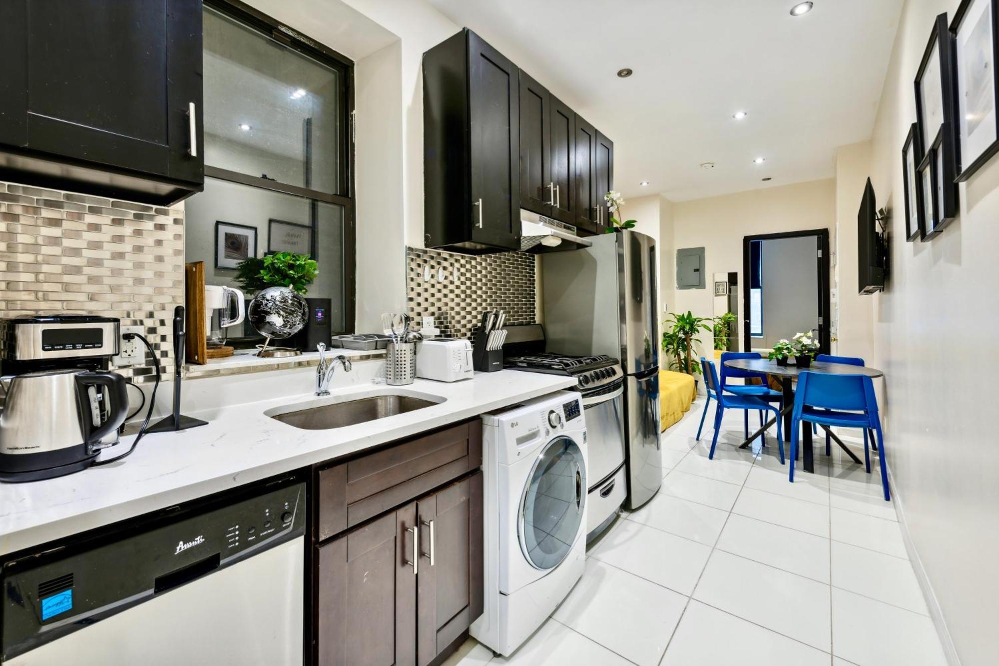 Central & Cozy 2 Bd Apt In Manhattan New York Extérieur photo