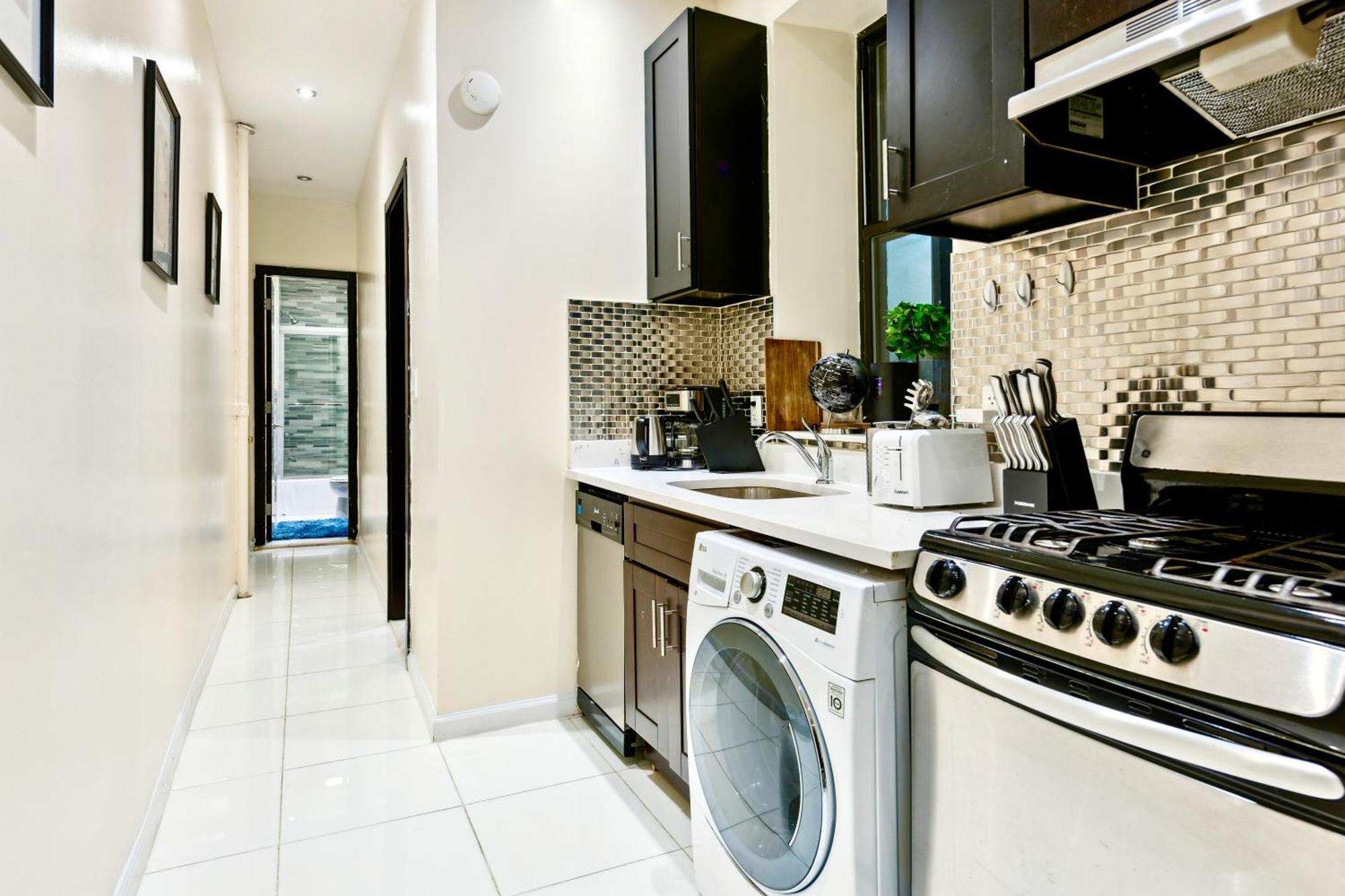Central & Cozy 2 Bd Apt In Manhattan New York Extérieur photo